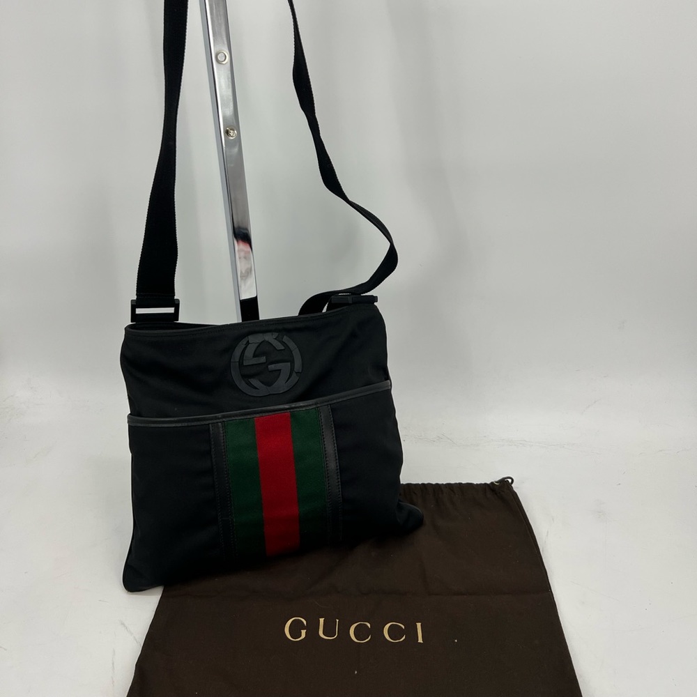 Gucci crossbody bag - Picture 2 of 15